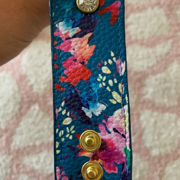 Watch me creations Apple Watch band 38/40/41 adapters . - Picture 4 of 12